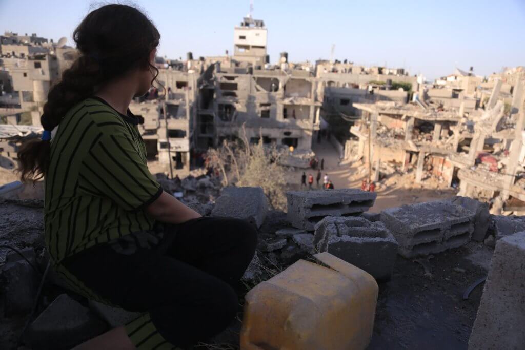 Gaza, stúlka, rústir