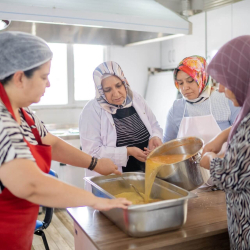 SADA: Kona er heimili annarrar konu