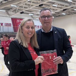 ÍSÍ og Valur vekja athygli á March Forward innan íþróttahreyfingarinnar