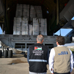 Gaza: 15.000 konur og stúlkur fá lífsnauðsynlega neyðaraðstoð