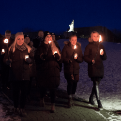„Við erum gosið! Við erum stormurinn!“