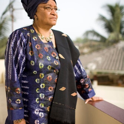 Verið sterkar og sýnið hugrekki